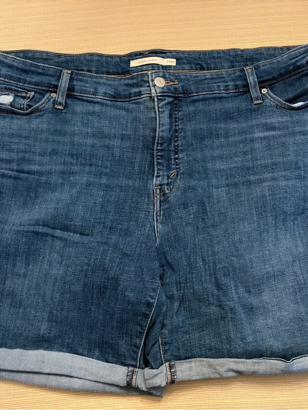Levi's Medium Blue Rolled-Hem Denim Shorts